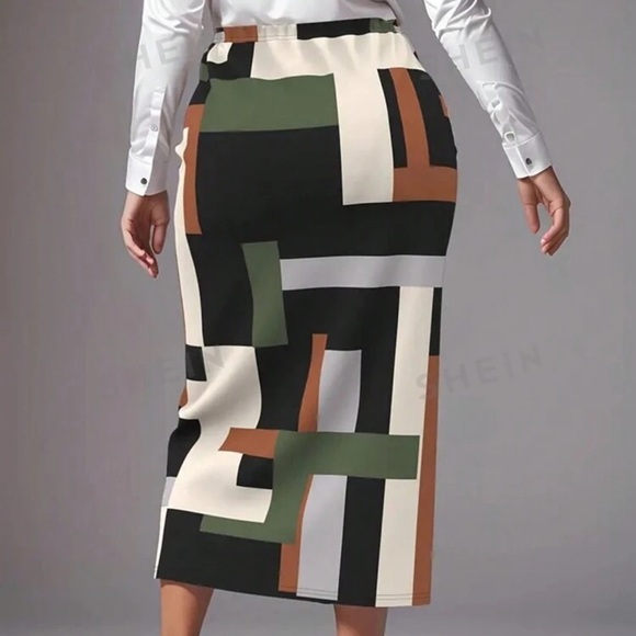 SHEIN Essnce Plus Patchwork Print Skirt 5XL - Picture 5 of 6
